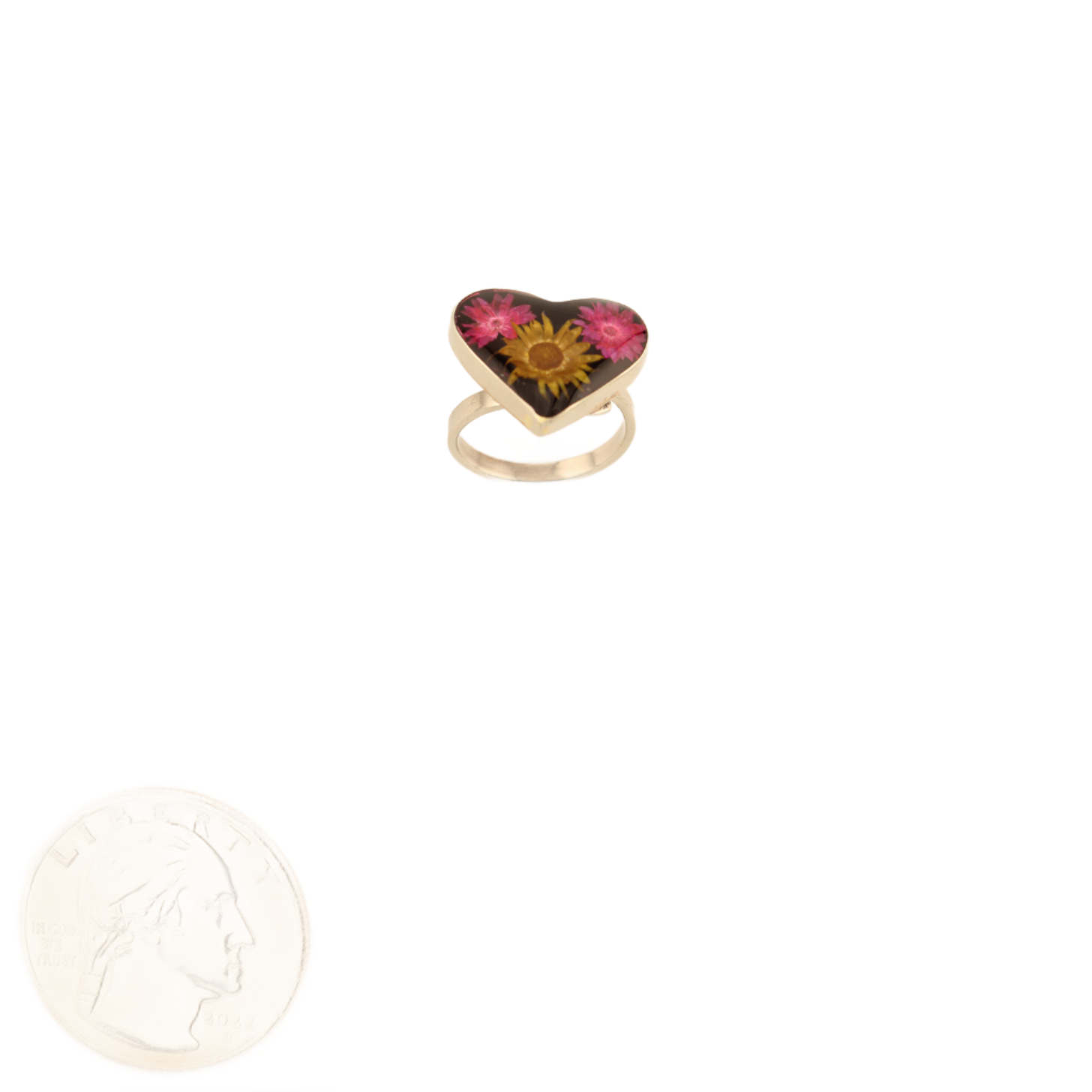 EternalNature-DriedFlowersRing-Heart-BlackandYellow1Inx.75In-Adjustable-Front