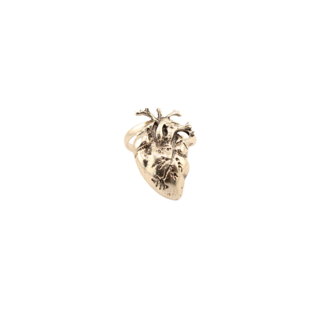 ElCorazon-SterlingSilverRing-CarvedHeart-1.25In.x.75In.Adjustable-front